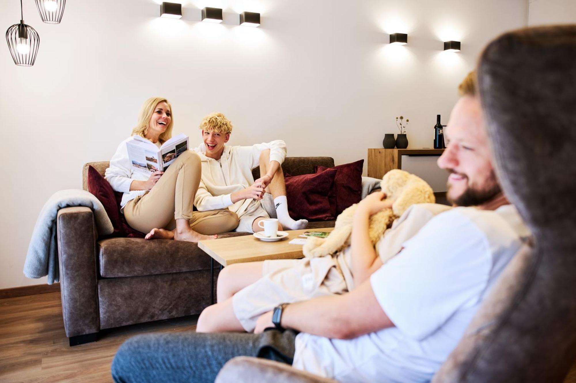 Alpenstolz Damuels Haus 3 - Stilvoll Urlauben In Den Bergen Apartment Bagian luar foto