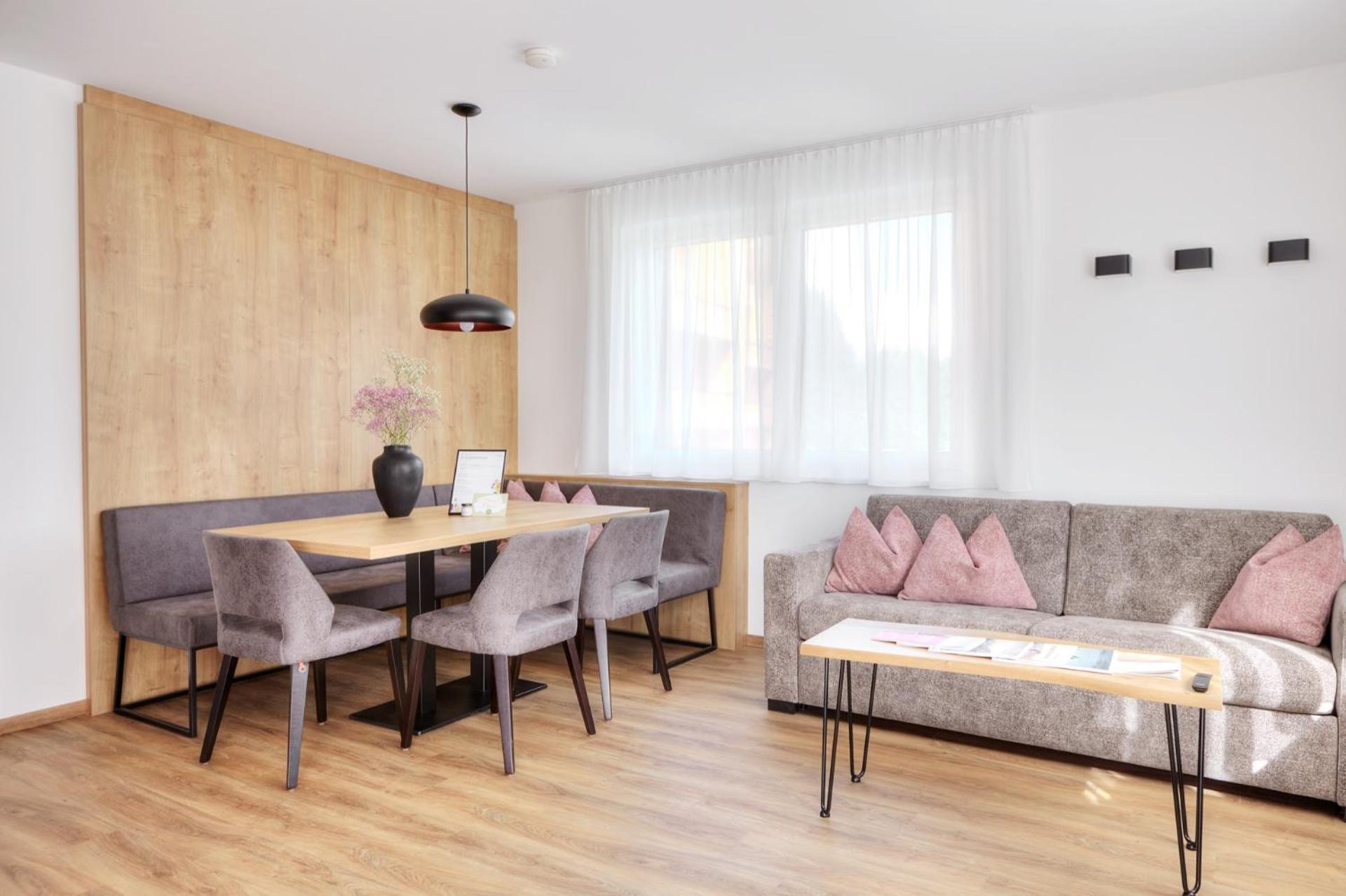 Alpenstolz Damuels Haus 3 - Stilvoll Urlauben In Den Bergen Apartment Bagian luar foto